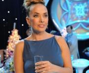 Жанна Фриске выставила грудь напоказ