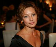 У актрисы Алены Бабенко случился гипертонический криз