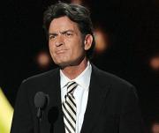 Чарли Шин рассказал всем номер своего мобильника