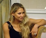 Курникова готова простить измену Иглесиасу