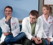 Актер из \"Интернов\" избивал старшего брата