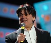 Серов проталкивает в шоу-бизнес родную дочку