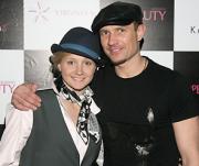 Домнина и Костомаров никак не могут пожениться