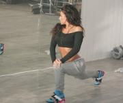 Ани Лорак похвасталась идеальной фигурой