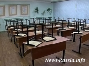 Латвийских школьников будут отчислять за неуважение к государству