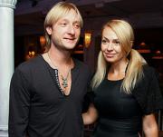 Рудковскую и Плющенко нагло обворовали