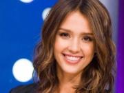 Джессика Альба меняет профессию