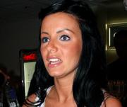 Звезда группы \"Тату\" похвасталась грудью