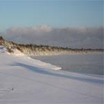В Туве провалившегося под лёд мальчика найти не удалось