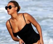 Бейонсе похвасталась фигурой после родов