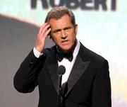 Мел Гибсон не может себя сдерживать