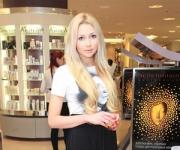 Дочь Заворотнюк продолжает выкладывать личные фото