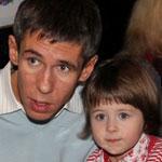 Алексей Панин: \"Ну и что, что я хожу перед дочерью без трусов?\"