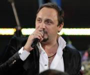 Стас Михайлов продемонстрировал волосатую грудь на инаугурации