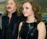 Игорь Николаев изменяет Юлии Проскуряковой