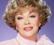 Эдита Пьеха может оказаться в инвалидном кресле