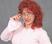 Роза Сябитова пытается догнать уходящую молодость