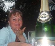 Мама скандальной участницы «Дома-2» будет строить любовь вместе с дочерью