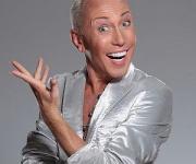 У пародиста Александра Пескова постоянно воруют дорогой реквизит