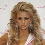 Модель Кэти Прайс прилюдно \"ублажила\" своего бойфренда (ФОТО)