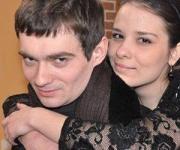 Участник «Дома-2» выгнал свою жену за периметр