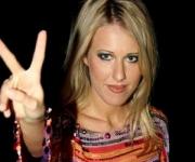 Скандал на Муз-ТВ: Артемия Троицкого не пустили на сцену из-за Собчак