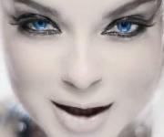 Наташу Королеву трудно узнать в новом образе