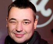 Сергей Жуков отметил последний звонок купанием в фонтане