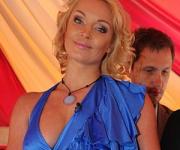 Анастасии Волочковой стало тесно на бензовозе