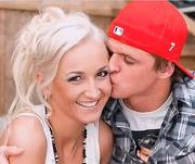 Бузова и Тарасов расстались сразу после свадьбы