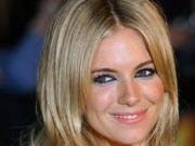 Японцы создали робота, который готовит инари-суши