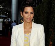 Хэлли Берри срочно госпитализирована