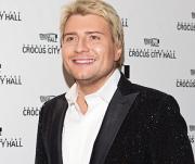 Девушка Николая Баскова оказалась развратной