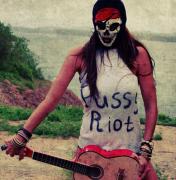 Очередная \"развратница\" обезьянничает в поддержку неадекватных Pussy Riot