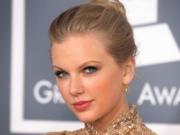 Роман с Кеннеди помог росту популярности Тейлор Свифт