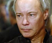 Владимир Конкин чувствует покойную супругу