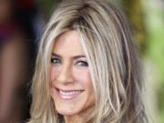 Дженнифер Энистон начала подготовку к свадьбе