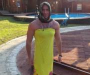 Экс-возлюбленный Бородиной шокировал женским нарядом