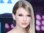 Тейлор Свифт беспокоится о своей жизни