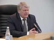 Глава края призвал членов правительства не быть «кабинетными работниками»