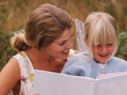 Как правильно выбрать няню для своего ребенка