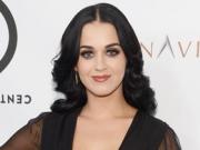 Кэти Перри прячется от бывшего мужа