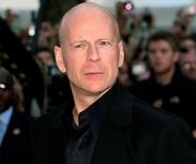 Брюс Уиллис удивил шикарным подарком