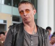 Зачем Охлобыстин научил своих детей стрелять?