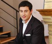 Дочь Макарского издает странные звуки