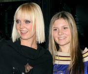 Дочь Валерии бежит в Украину от злых языков