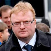 Депутат Виталий Милонов решил усыновить ребёнка