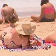 Кому жарко, а кому холодно!