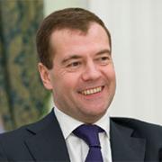 Между Медведевым и Путиным конкуренции не будет