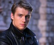 Мать Алексея Воробьева не может увидеть раненного сына